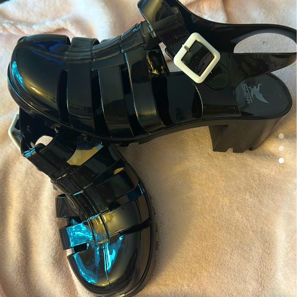 Black Jelly Sandles